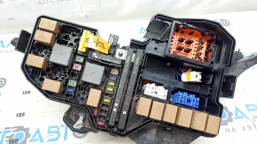 Kia Niro 23 underhood fuse box with housing