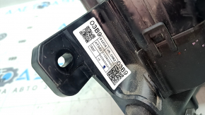 Kia Niro 23 underhood fuse box with housing