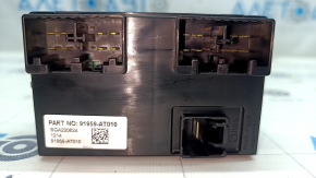 Kia Niro 23 underhood fuse box - small