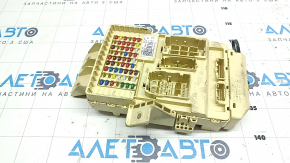 Fuse box under the dashboard Kia Niro 23- HEV