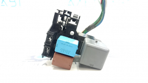 Toyota Prius 30 10-15 large underhood relay block