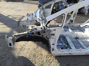 Front left quarter Toyota Prius 30 10-15 on the body, white, rusty