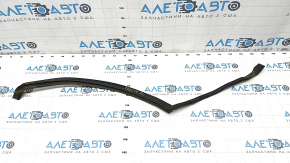 Rear left wing arch seal Ford Edge 15 - broken fasteners