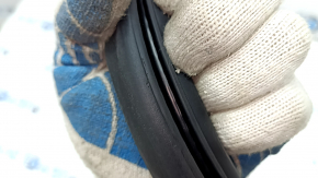Tesla Model S hood seal 16-20 rest, scratches