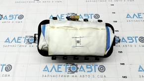 The passenger airbag in the dashboard of the Ford Edge 15-24