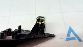 Plug of the outer handle front right Hyundai Ioniq 17-22 crack in the mount