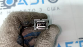 USB HUB Tesla Model S 16-20 rear