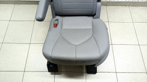 Rear row of seats 2nd row left Toyota Highlander 20-21 leather gray, XLE, for cleaning