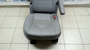 Rear row of seats 2nd row right Toyota Highlander 20-21 leather gray, XLE, tear, needs cleaning