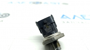 Fuel pressure sensor Hyundai Ioniq 17-22 HEV, PHEV on the rail
