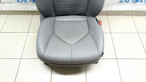 Passenger seat Toyota Highlander 20-21 without airbag, electric, heated, gray leather, XLE, front-rear motor does not work, needs cleaning