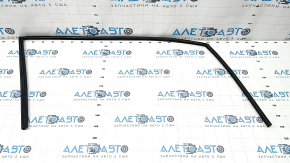 Seal of glass of the front left door Hyundai Ioniq 17-22