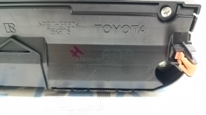 Climate control 2 row Toyota Highlander 20-22 without heated seats, scratches