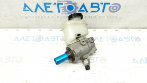Infiniti FX35 FX45 03-05 Brake Master Cylinder with Reservoir