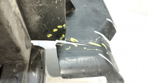 Right radiator deflector Toyota Highlander 20-22 3.5 crack