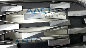 Radiator grill assembly Hyundai Ioniq 20-22 HEV, PHEV without emblem, without radar, broken mount, bumps, sand, peeled coating