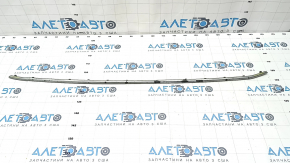 Molding lower grille front bumper central Hyundai Ioniq 17-22 silver, cracked, broken fasteners, peeled coating, pokes, sand