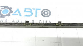 Molding lower grille front bumper central Hyundai Ioniq 17-22 silver, cracked, broken fasteners, peeled coating, pokes, sand