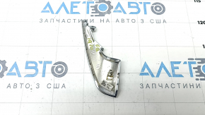 Steering wheel trim lower right Hyundai Ioniq 20-22 chrome, scratches, chrome swelled