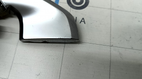 Steering wheel trim lower right Hyundai Ioniq 20-22 chrome, scratches, chrome swelled
