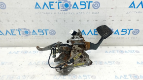 Toyota Highlander 20 brake pedal - rusty