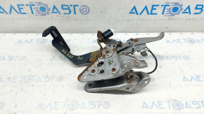 Toyota Highlander 20 brake pedal - rusty