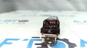 Antenna amplifier left Audi A6 C8 19-