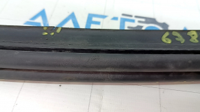 Audi A6 C8 19 trunk lid seal - scratches, tear