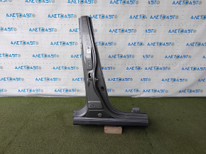 The central right body pillar of Nissan Rogue Sport 17-21 is sawed off