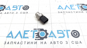 Audi A6 C8 19-22 2.0T air conditioning pressure sensor on radiator
