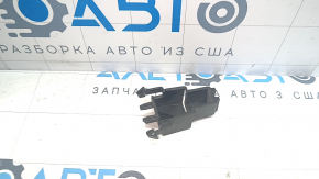 Tesla Model 3 Front Trunk Box Clip 18-