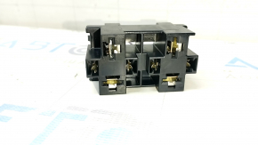 Relay block under the hood right Toyota Highlander 20-