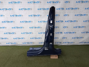 The central left body pillar of VW Atlas 18-24 is sawn off