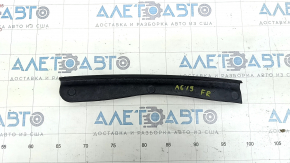 Front right bonnet seal Audi A6 C8 19-fastener broken