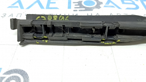 Door seal lower rear right Audi A6 C8 19 - broken fasteners