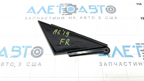 Audi A6 C8 19 front right door triangle - gloss black, broken mount