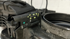 Charging port assembly with hatch BMW 5 G30 18- 530e hybrid, chip mount broken