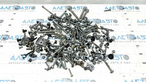 Hardware for underhood space Audi A6 C8 19 - incomplete