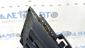Frame grille fog light left BMW 3 F30 16-18 closed, structure, broken fasteners, missing fragments