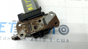Audi A6 C8 19 passenger seat cushion adjustment motor - front, rusty
