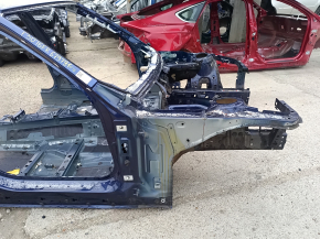 Front right quarter BMW 3 F30 16-18 on the body, blue