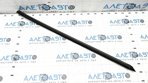 Windshield molding right Honda CRV 23-