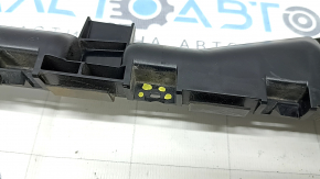 Rear bumper mount right Honda CRV 23 - broken mounts