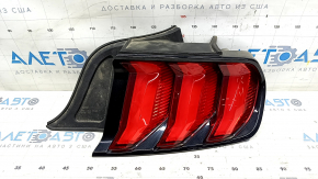 Right headlight Ford Mustang mk6 18- with cover, scratches