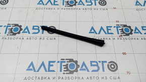 Toyota Prius V 12-17 antenna rod