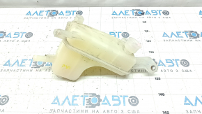 Expansion tank cooling Toyota Prius V 12-17 without cover