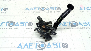 Toyota Prius V 12-17 hood lock rusty