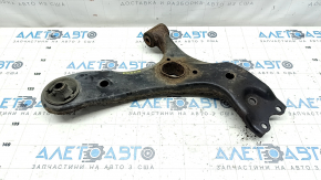 Lower front right control arm Toyota Prius V 12-17 rusty, cracked silent