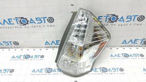 Right taillight Toyota Prius V 12-14 prerest, scratches