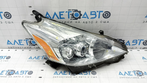 Headlight front right Toyota Prius V 12-14 complete prerest LED, sand, scratches